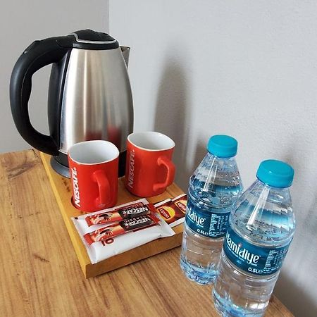 5 Mins To Airport Private Villa Room Стамбул Экстерьер фото